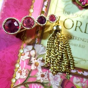 Sarah Coventry "Saucy" Brooch